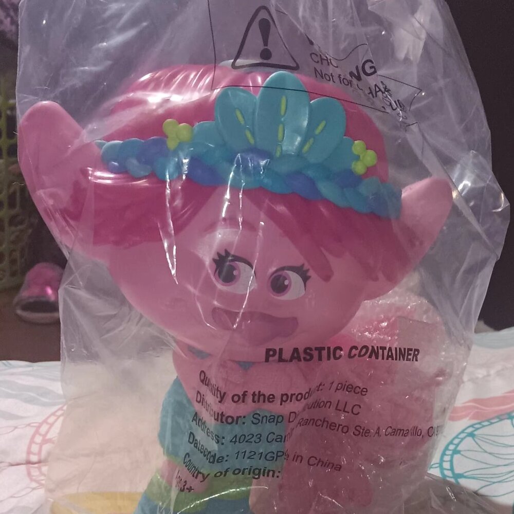 AMC exclusive release for movie premiere, new in packaging Poppy Popcorn Bucket